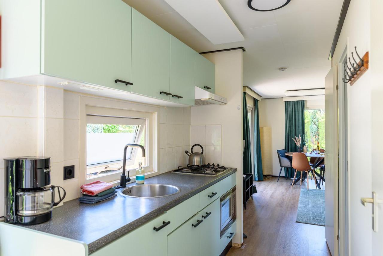 Gezellig Chalet Aan De Veluwse Bosrand بوتِنْ المظهر الخارجي الصورة